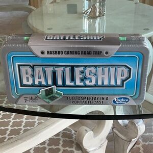 BATTLESHIP TRAVEL EDITION NWT